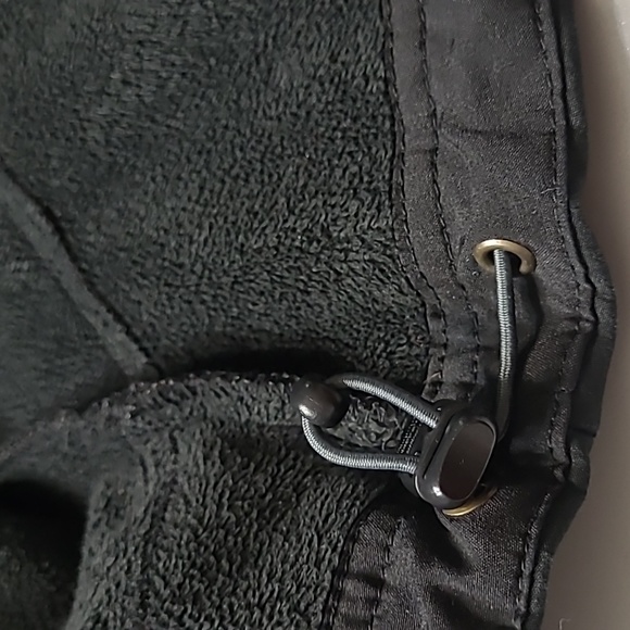 Kirkland  signature woman's full zip jacket  soft shell utility jacket. - Picture 8 of 15